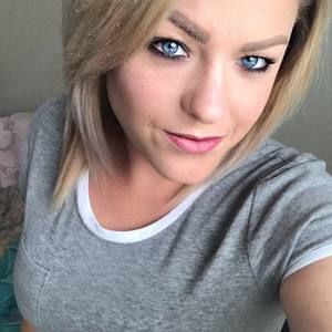 Meet your Posher, Danelle