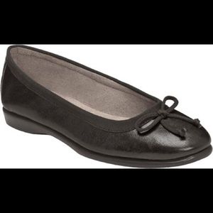Aerosoles Black Teashop Ballet Flat