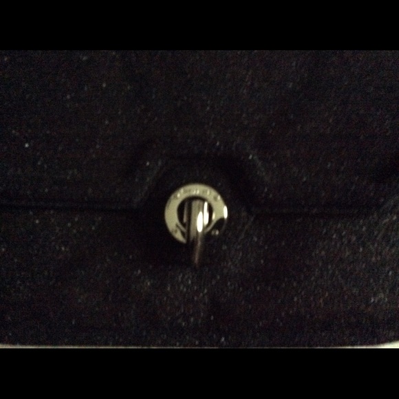 Small Black Shoulder Handbag - Verafied New York Shoulder bag