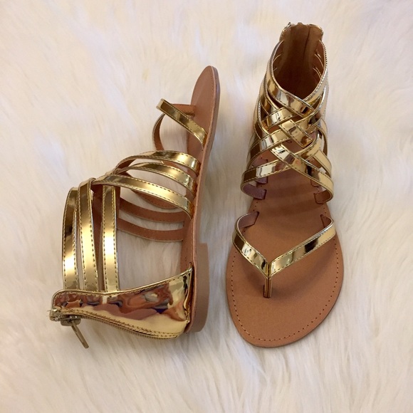 •LAST 1• Malibu Metallic Criss Cross Vamp Sandal - Picture 4 of 8