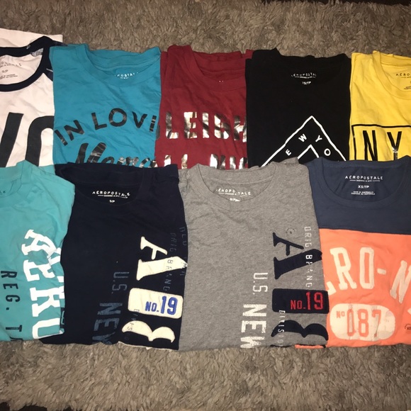 Aeropostale Other - Guys/Boys Graphic Tee Bundle.