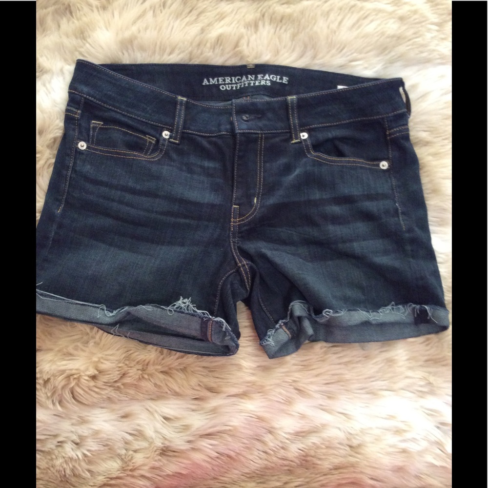 Size 14 super stretch American Eagle shorts