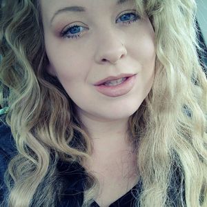 Meet your Posher, Brianne