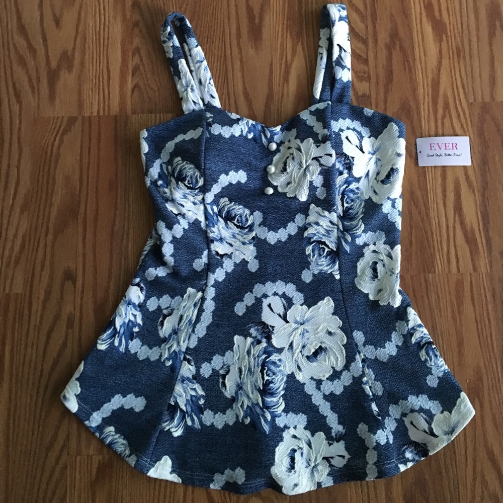 NWT Women's Peplum Top