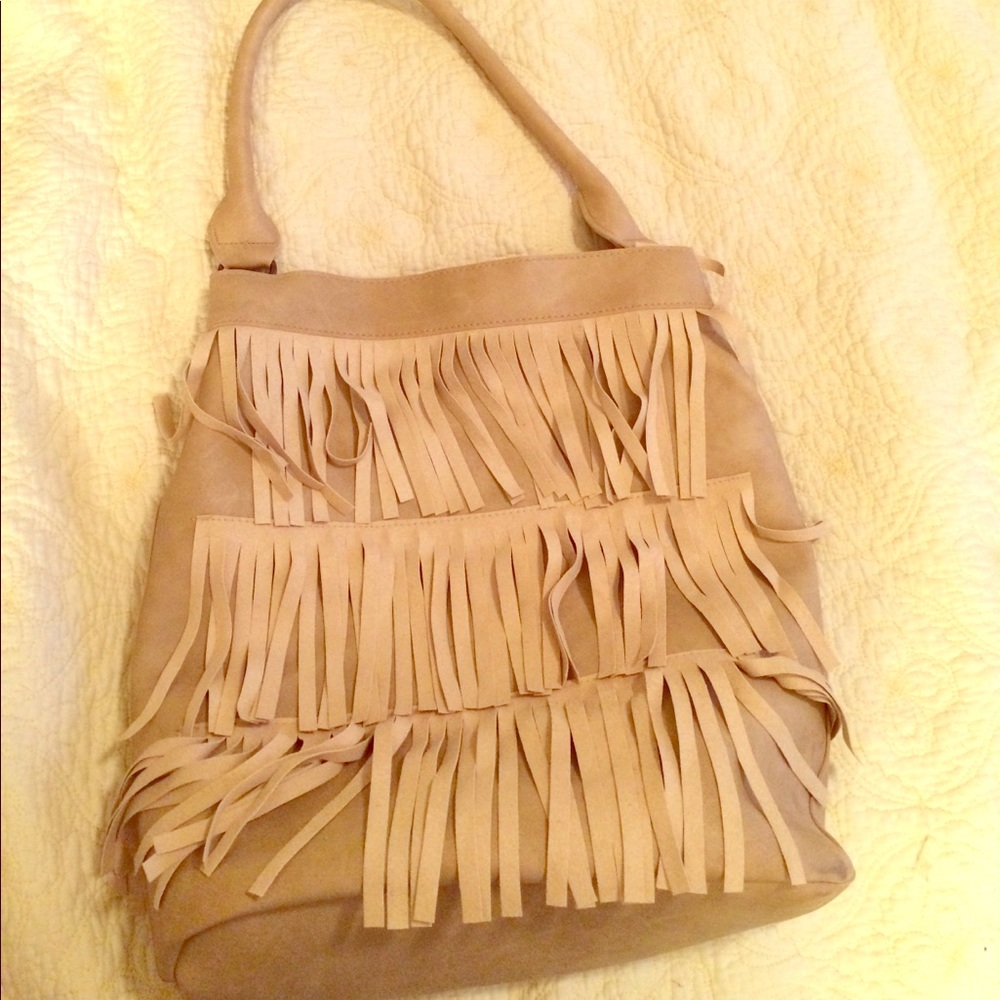 Tassels tote