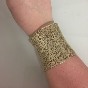 Kendra Scott Cuff bracelet