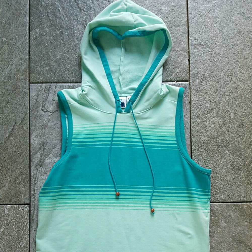 Tilt hooded tank top