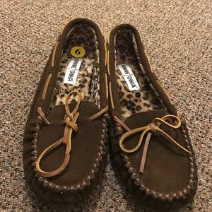 Brown Minnetonka moccasins size 9