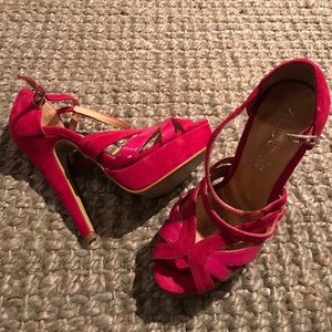 Gorgeous fuchsia suede platforms