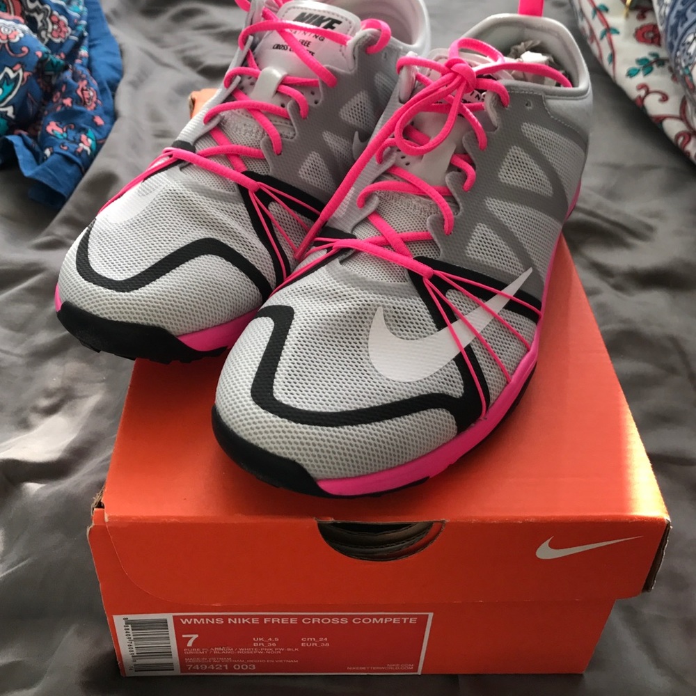 Nike free cross compete