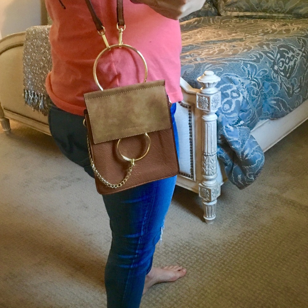 Chloe Cognac Crossbody with Gold Ring Hardware - Picture 6 of 7