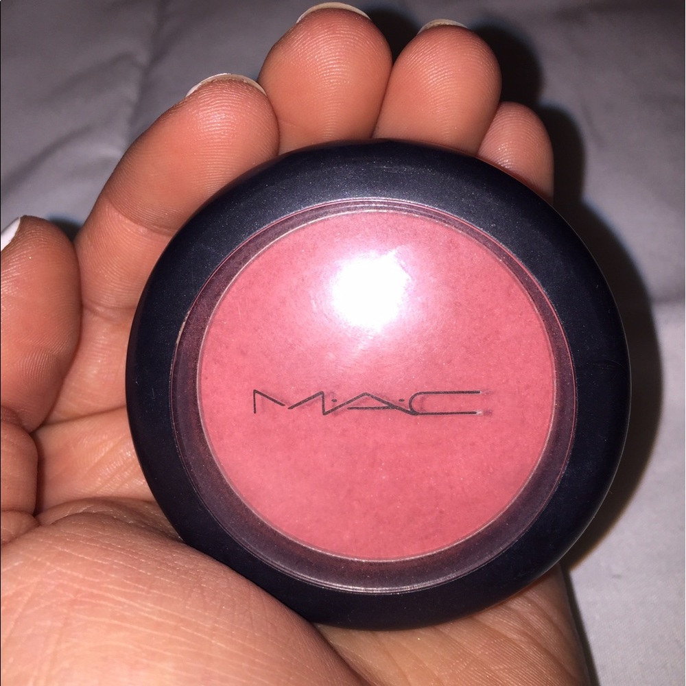 Mac Prolong Wear Blush in shade "Fleeting Romance"
