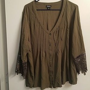 Cute Blouse with Lace Sleeve Detail