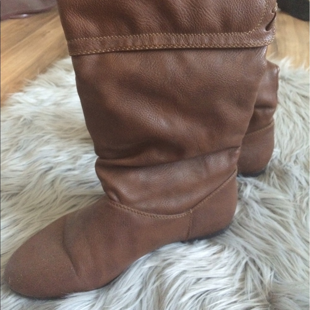 Brown boots