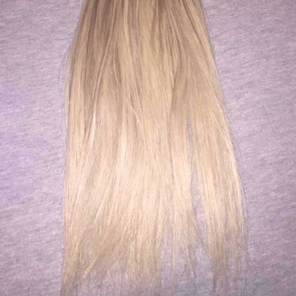 Blonde Tape-In Hot Heads Extensions