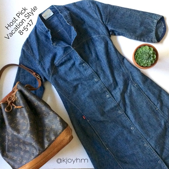 Levi's Dresses & Skirts - HP🎉Levi's denim dress