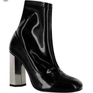 SENSO Umar Black Patent Sock Booties