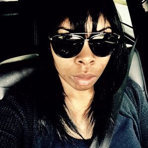 Meet your Posher, Mikquila