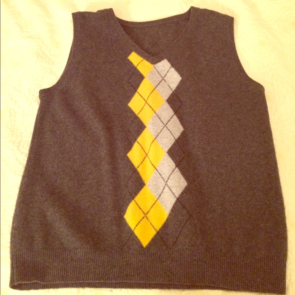 Cashmere college style vest