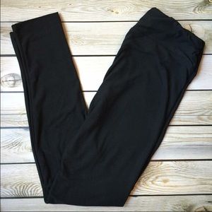 Lularoe brand new OS solid black- unicorn!!