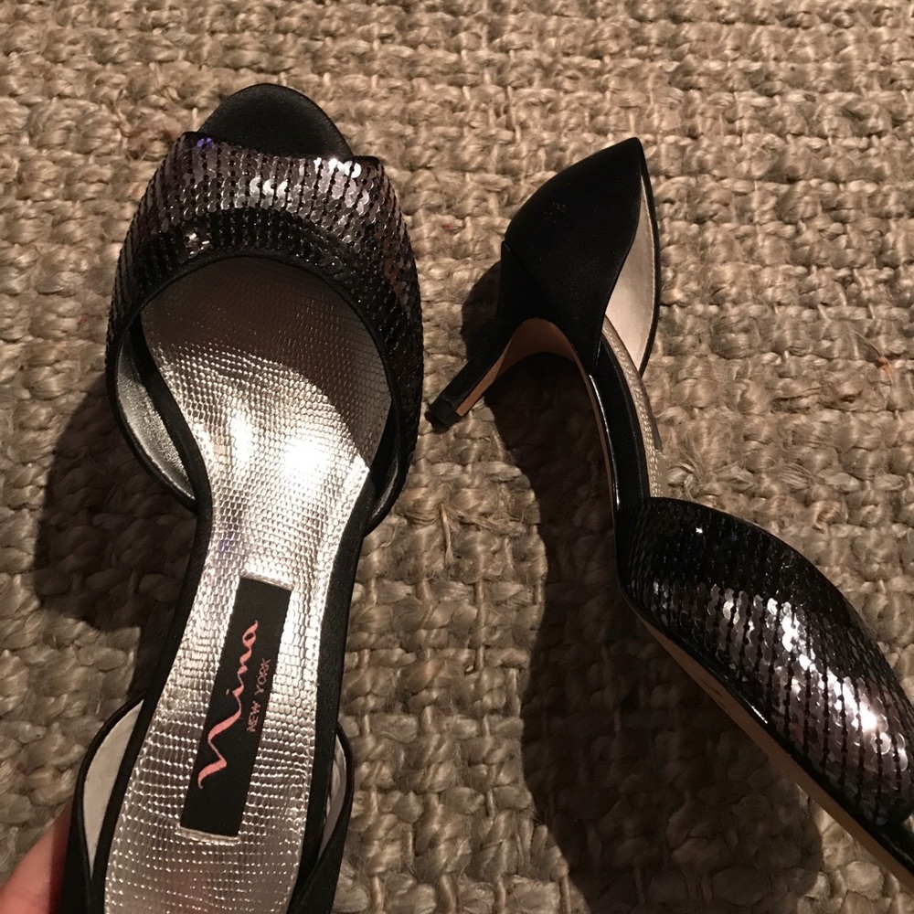 Never worn Nina heels