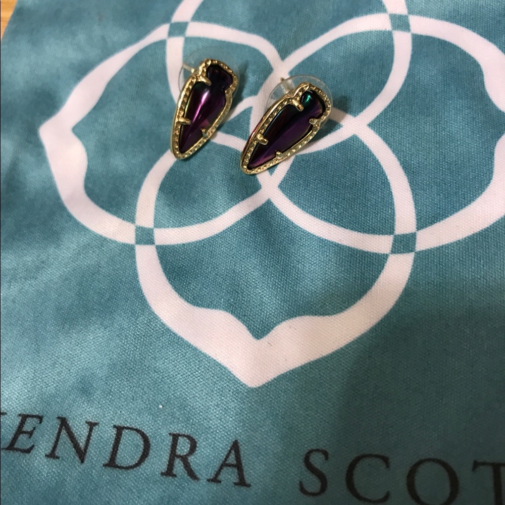 Kendra Scott Gold Arrowhead Skylette Stud