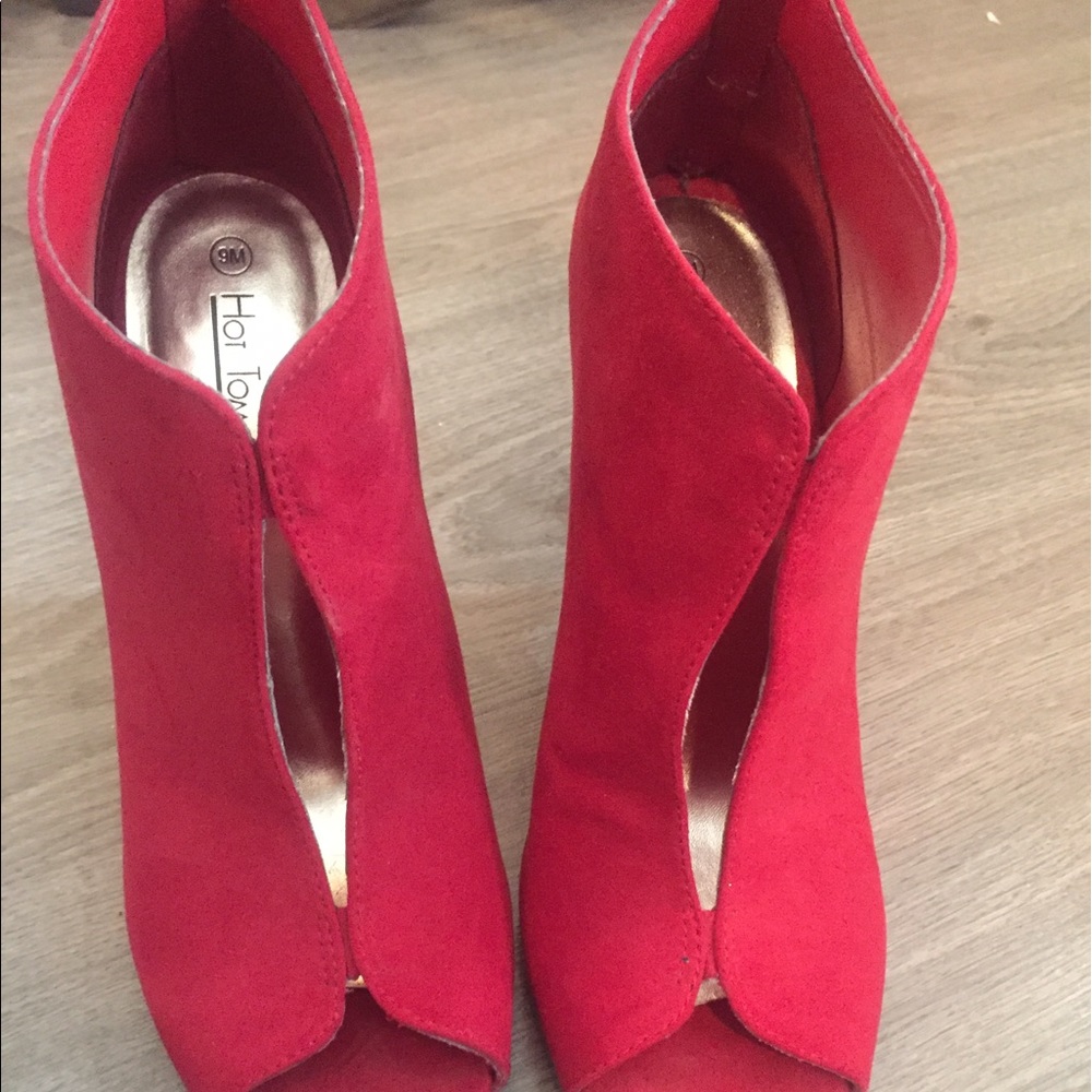 High heel booties