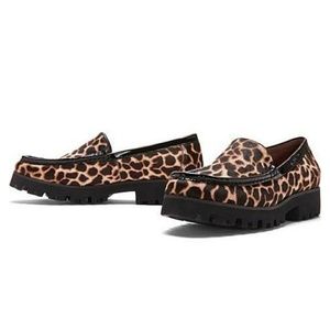 NWOT Donald J. Pliner cheetah loafers