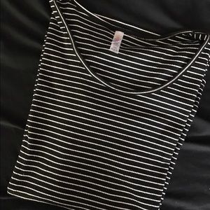 LulaRoe Classic Tee