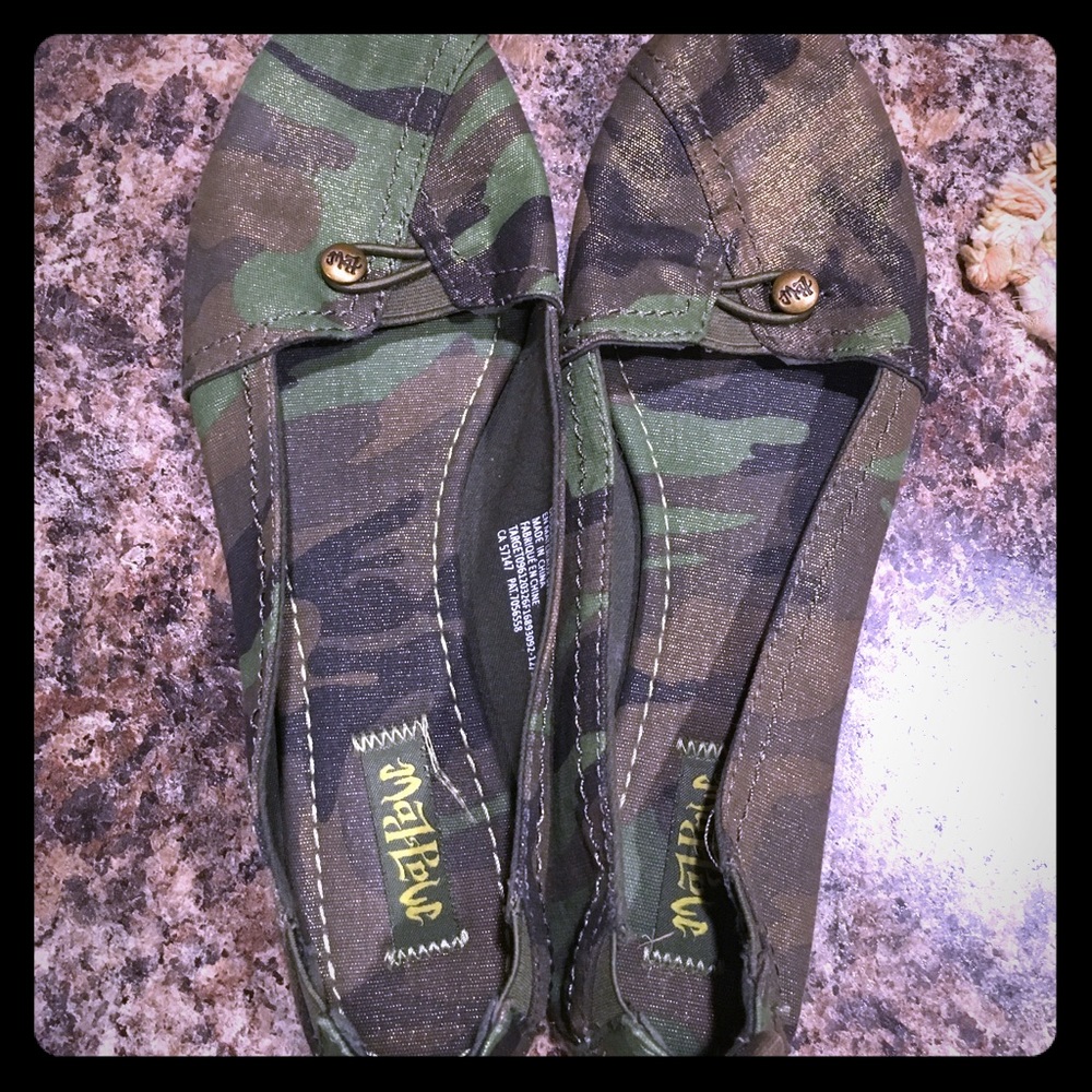 Camo slip on shoes