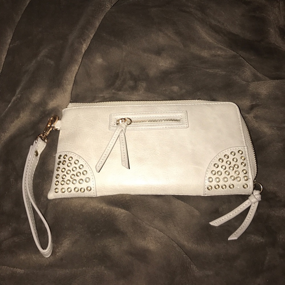 Wallet/Wristlet - Picture 2 of 3
