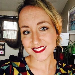 Meet your Posher, Cassie