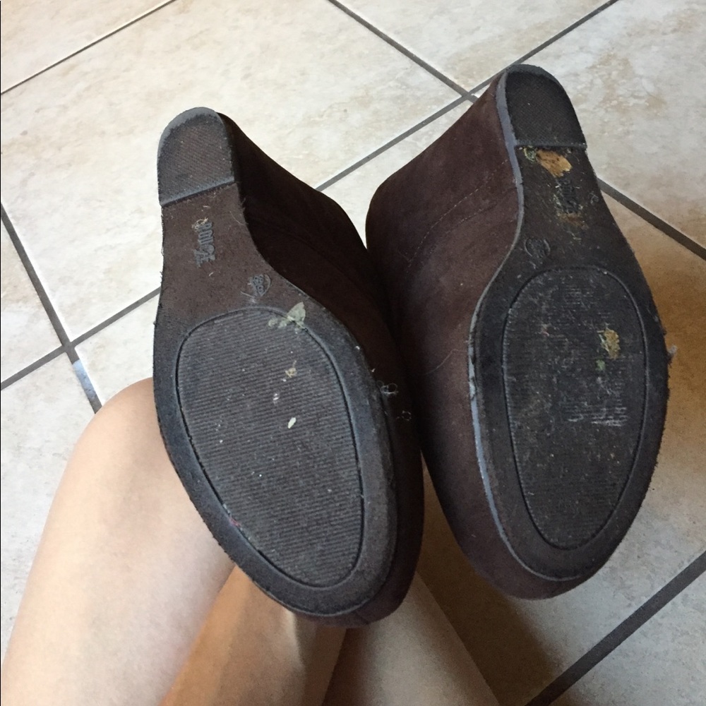 Brown Lace Platforms - Picture 4 of 4