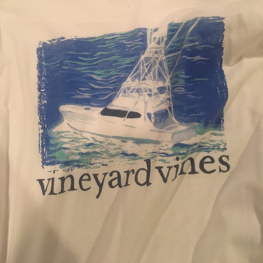 Vineyard Vines Tee