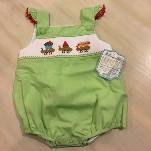 Smocked Bubble- Green- Pick nick Ants