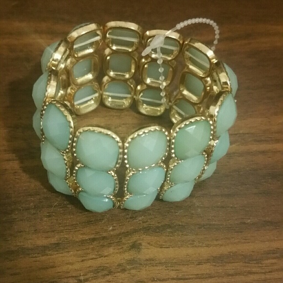 Bracelet - Picture 2 of 3