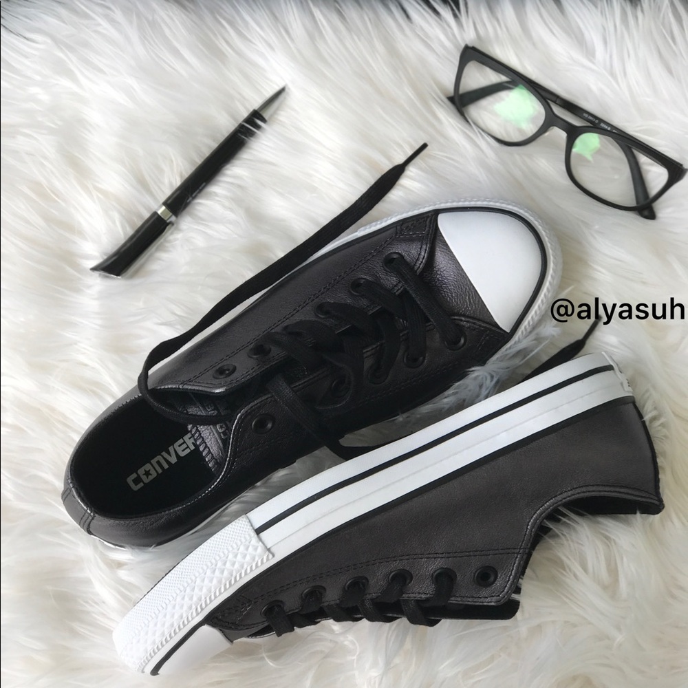 NWT Converse CT OX Black WMNS AUTHENTIC - Picture 2 of 6