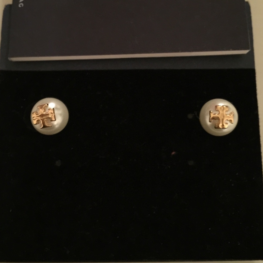 Tory burch earring!