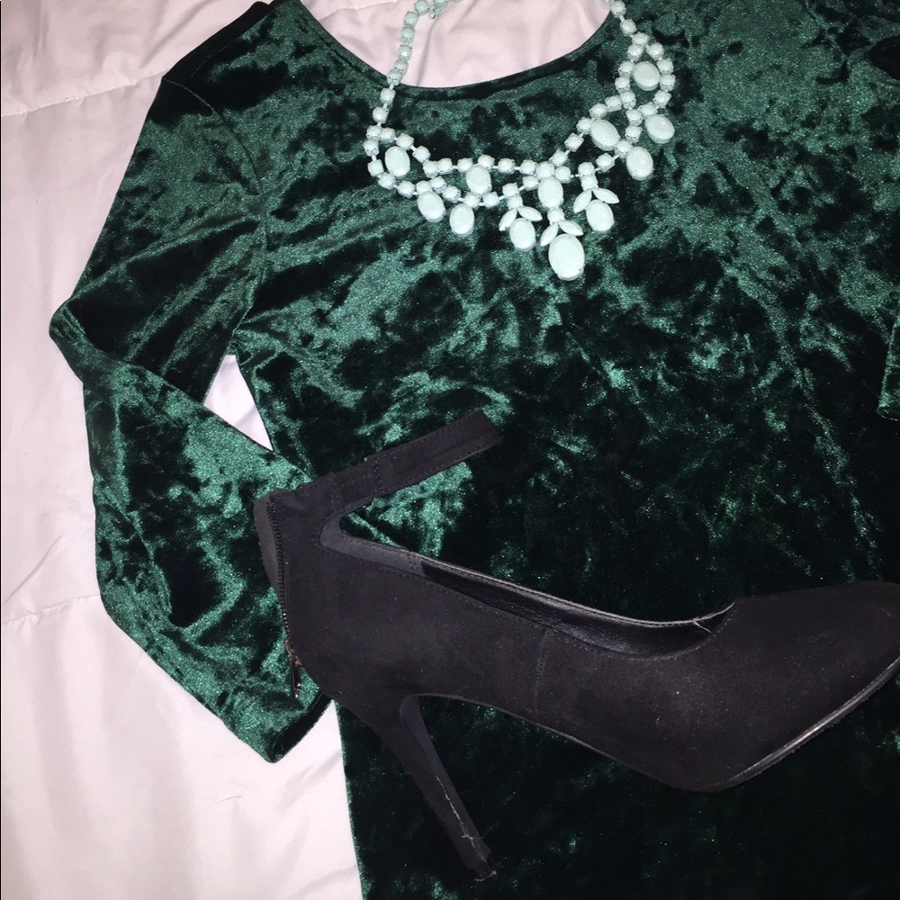 Skin tight, Velvet, Emerald Green Dress