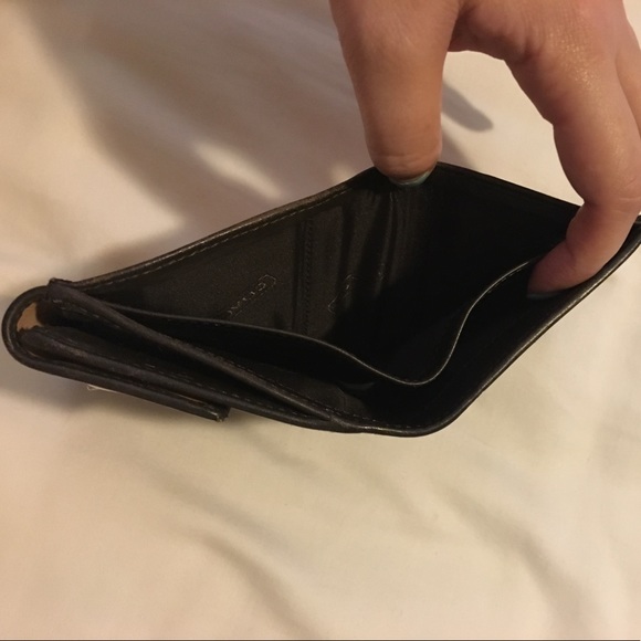 Authentic COACH small brown canvas logo wallet - Picture 4 of 7