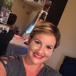 Meet your Posher, Kimberly