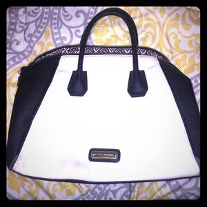 STEVE MADDEN Large Satchel.