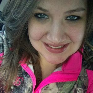 Meet your Posher, Katelyn