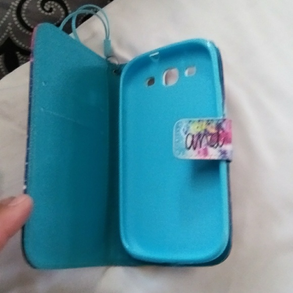 Phone case - Picture 2 of 2