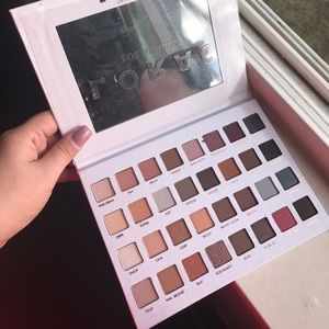 DUPE LORAC MEGA PRO 3