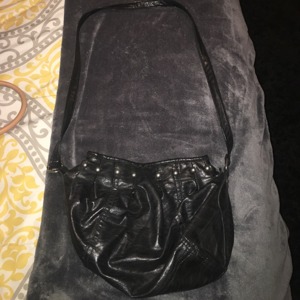 Plain Black Leather Cross Body
