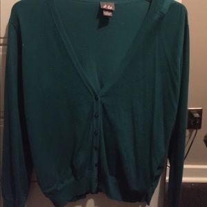 Green sweater, perfect condition!