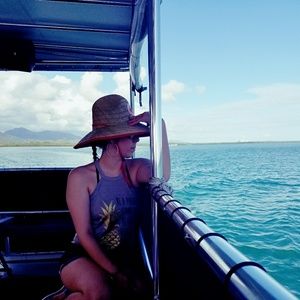 Meet your Posher, Ady