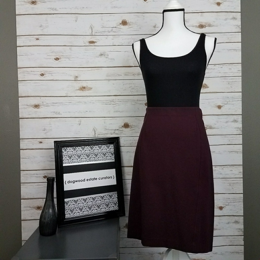 {Ann Taylor} Plum Knit Pencil Skirt-Size 10