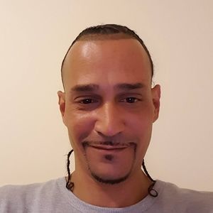 Meet your Posher, Luis